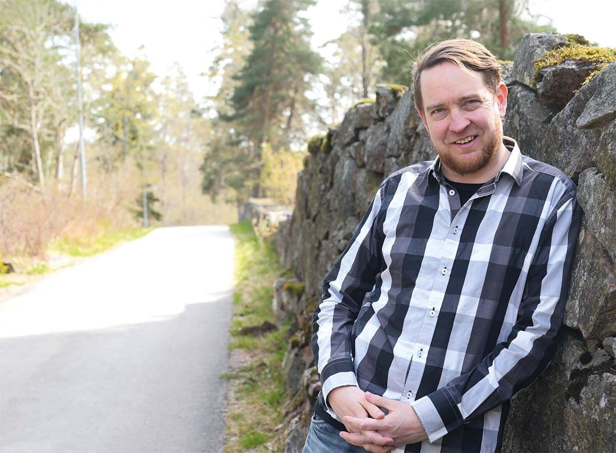 kuvassa Tommi Hakkari