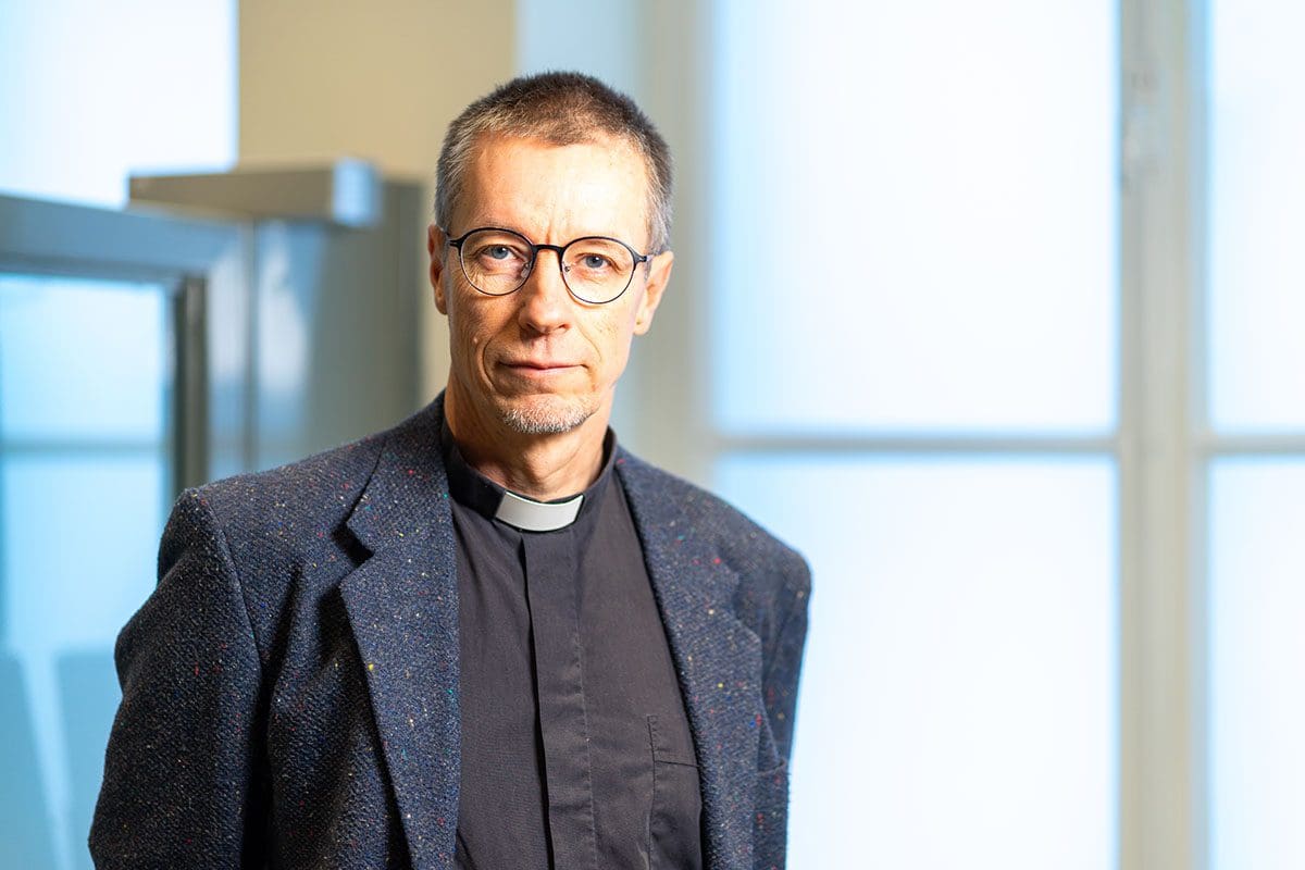 Featured image for “Kirkollinen kiristyminen – mikä on muuttunut? ”